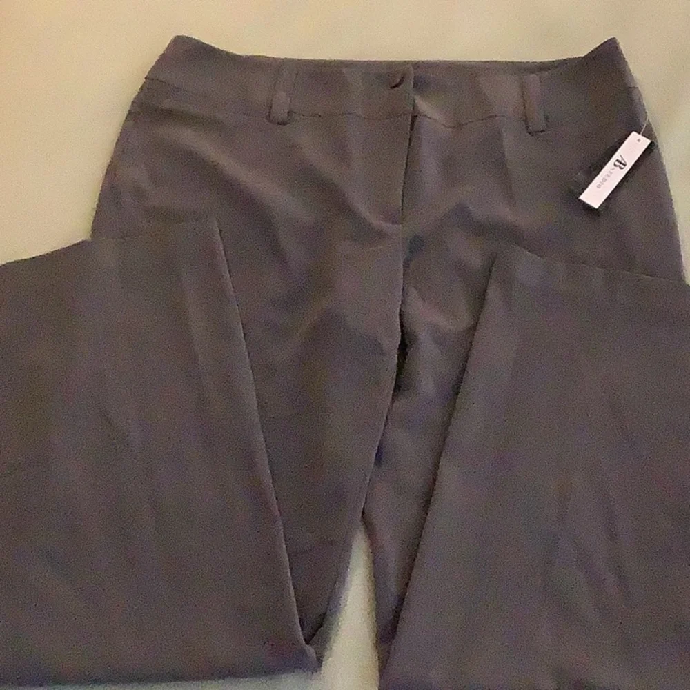 NWT AB Studio women’s grey stretch dress pants size 12, wide leg. - Picture 1 of 12